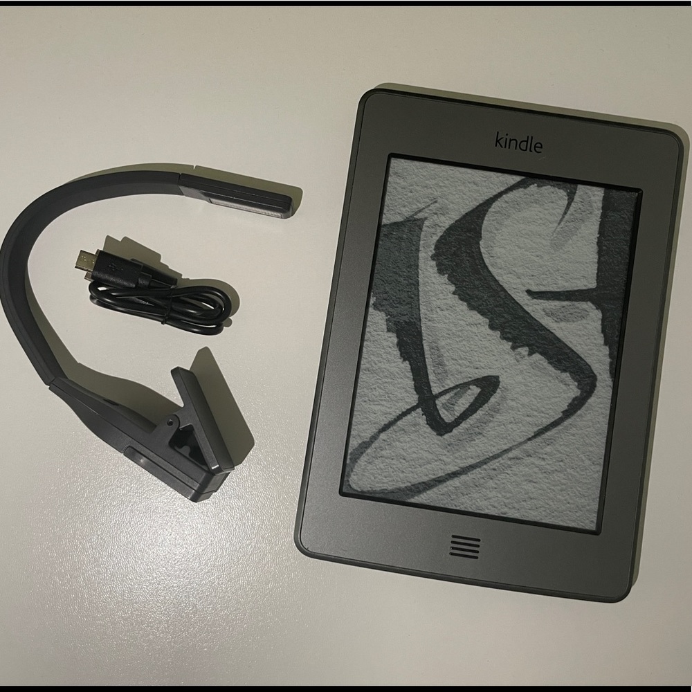 Amazon Kindle Touch 4th Gen